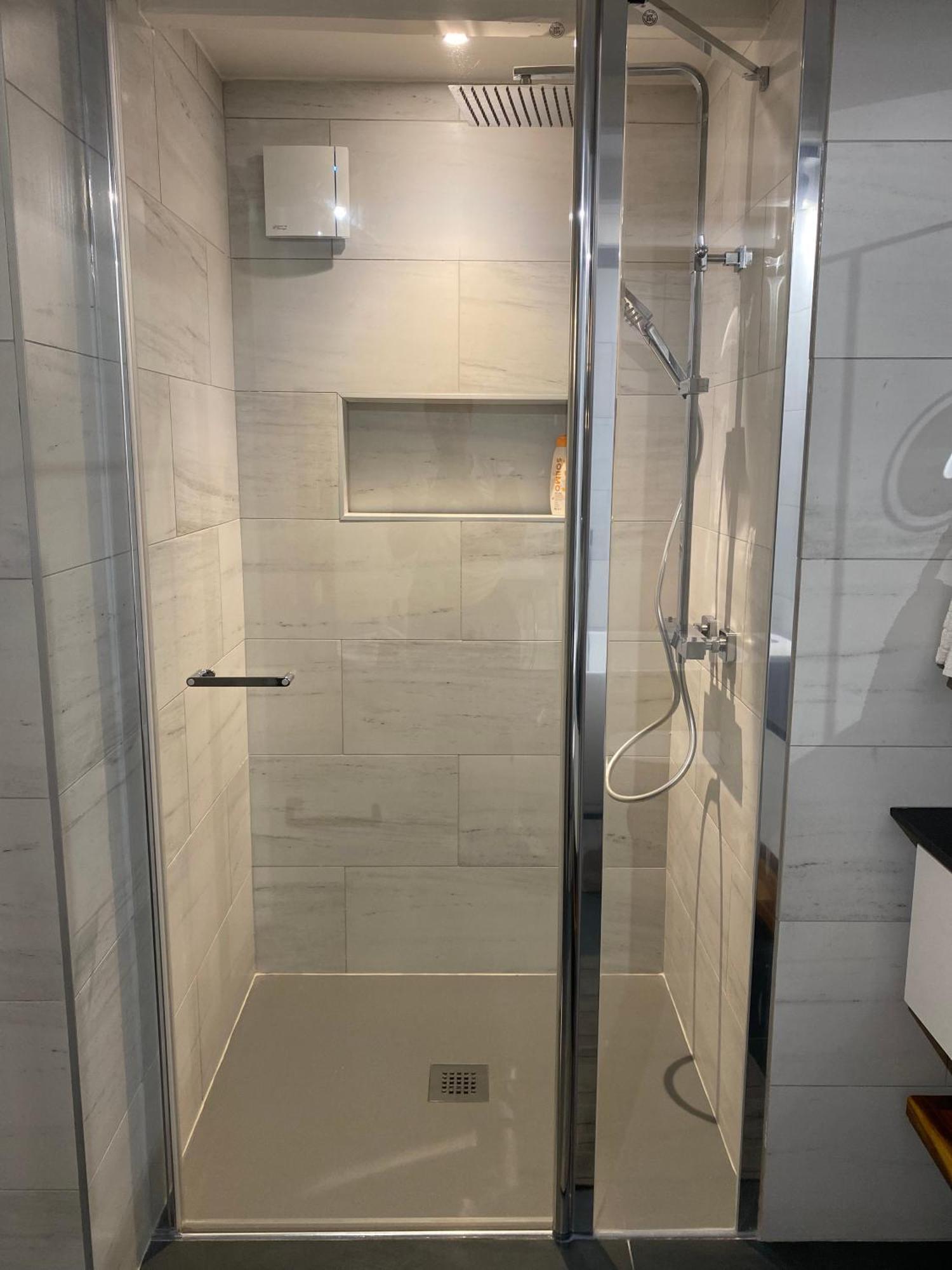 Appartement Avec Piscine Privee Dans Residence Pour 6 Personnes Юзес Екстер'єр фото