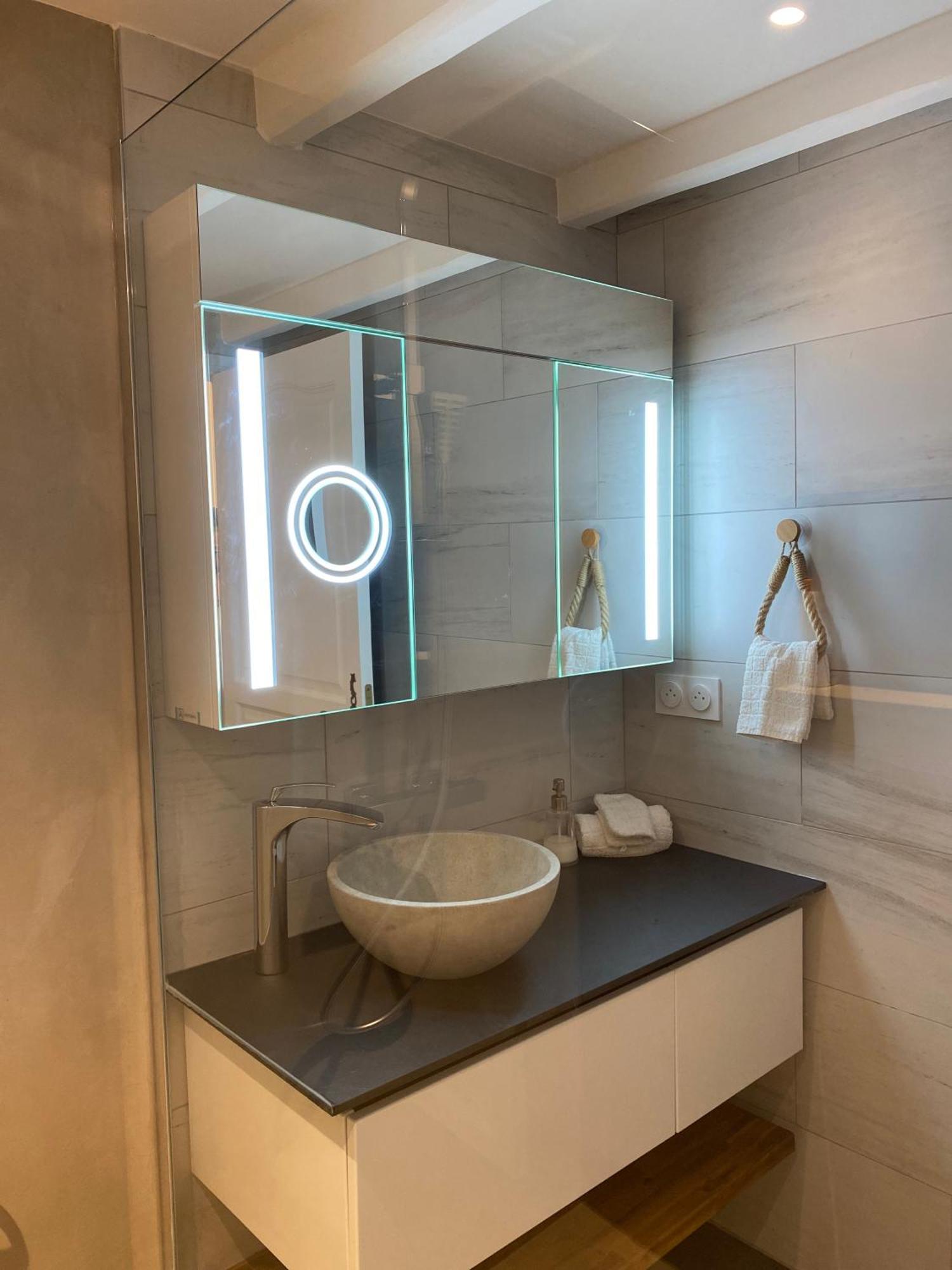 Appartement Avec Piscine Privee Dans Residence Pour 6 Personnes Юзес Екстер'єр фото