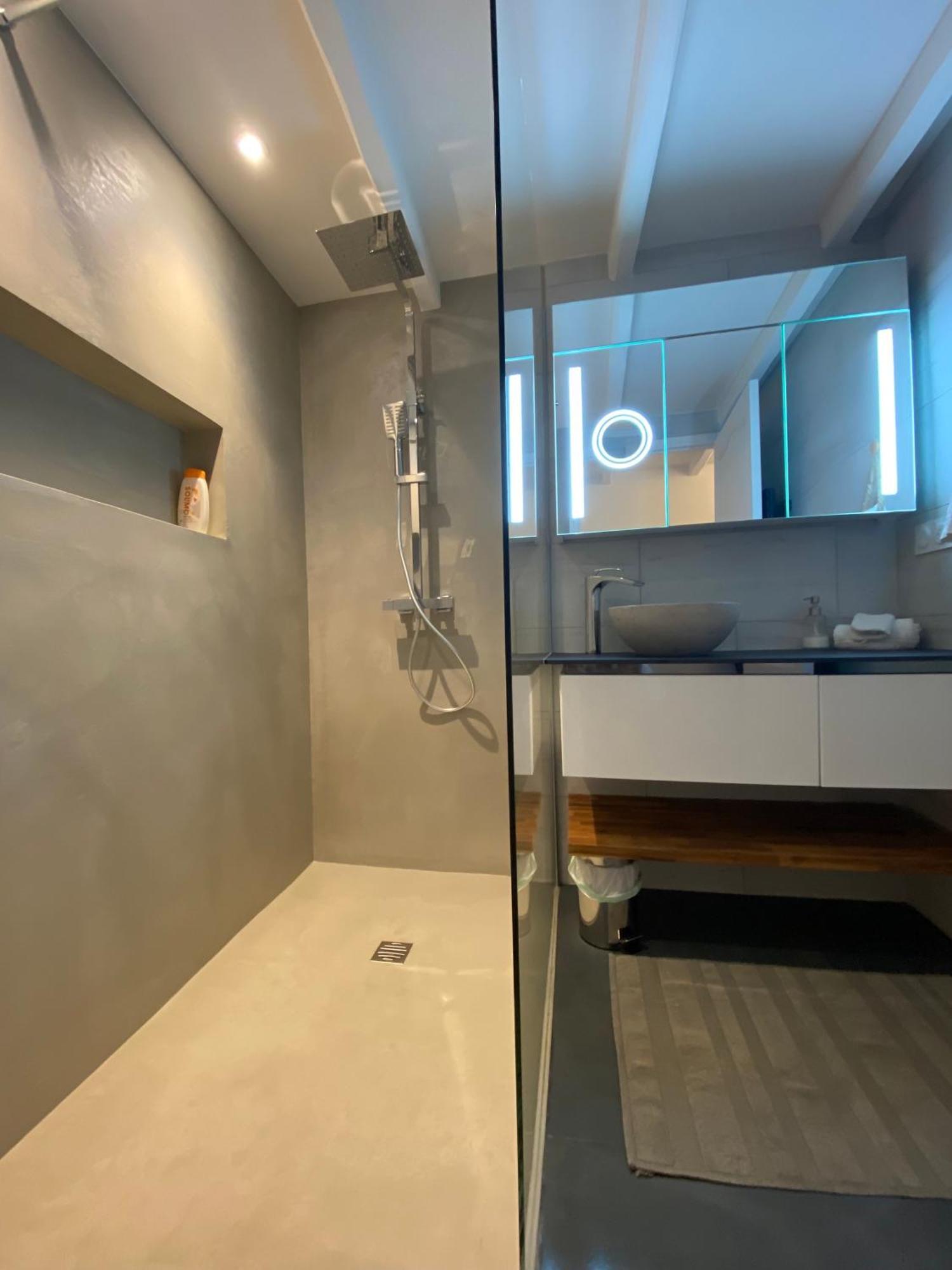 Appartement Avec Piscine Privee Dans Residence Pour 6 Personnes Юзес Екстер'єр фото